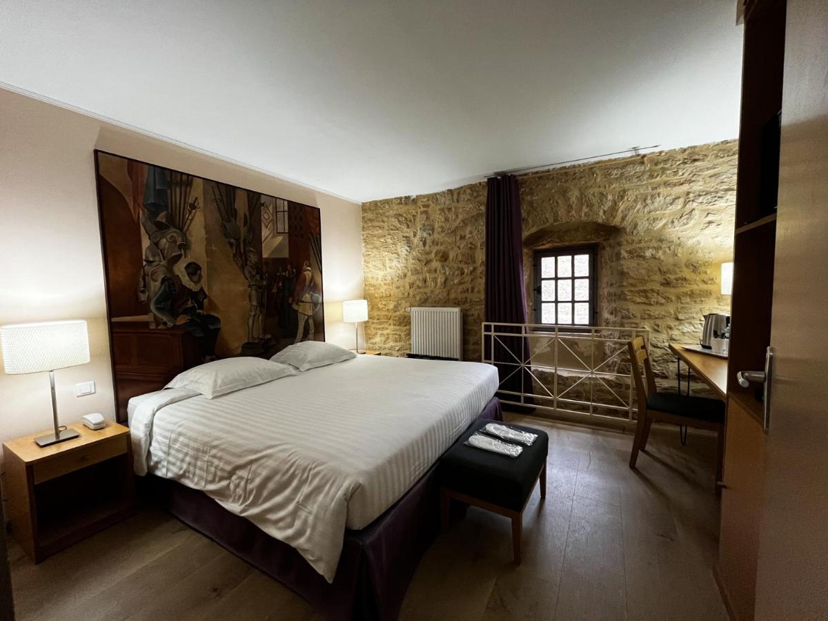 Le Château De Hotel 4*